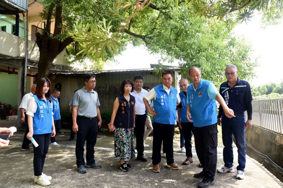 苗縣龍昇國小整建排水系統　鍾東錦讚耶拿教學提供多元選擇