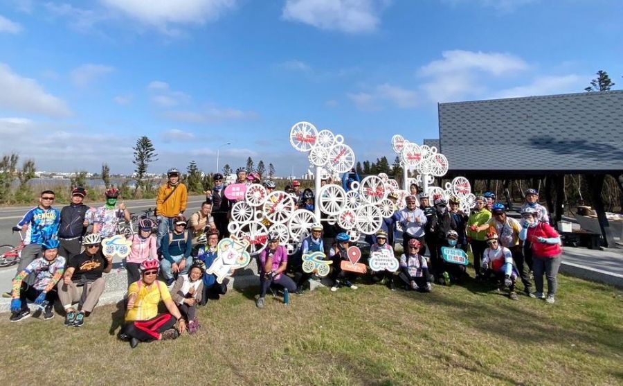 澎湖跳島自行車嘉年華開跑　71位車友全程參與獲頒研習證書