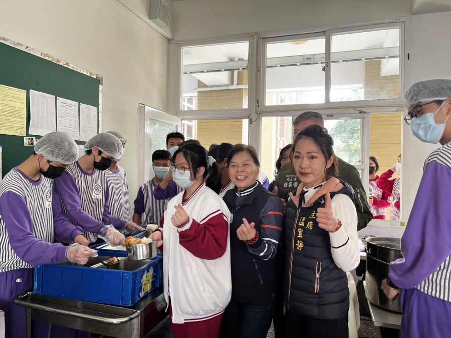 頭份市公所加碼市內各國中小學營養午餐