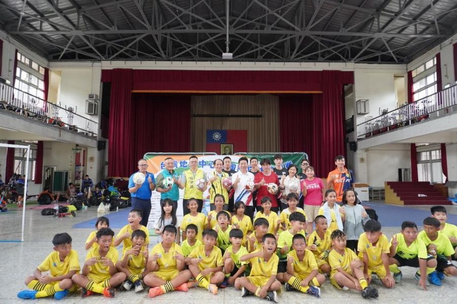 台灣地理中心盃國際足球邀請賽　結合韓式足網球鄉親可就近看球賽