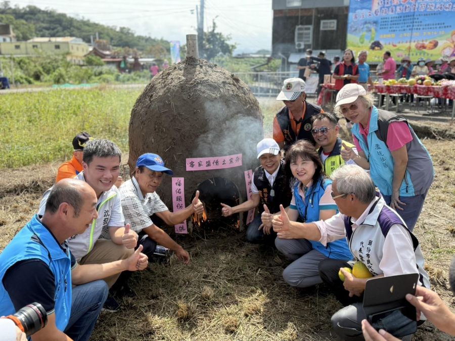 頭份市第二十周年客家情土窯情